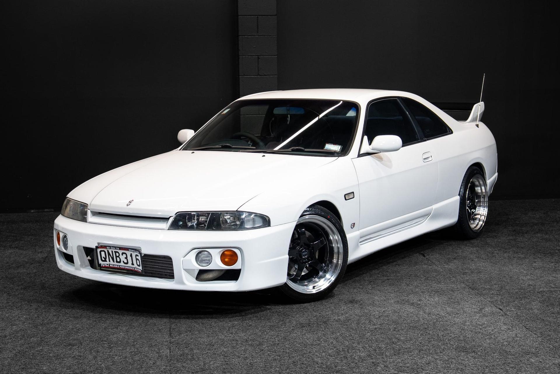 5sp Color 1997 Nissan Skyline R33 | GTS25T 5SP Manual! - N/A – CustomCars