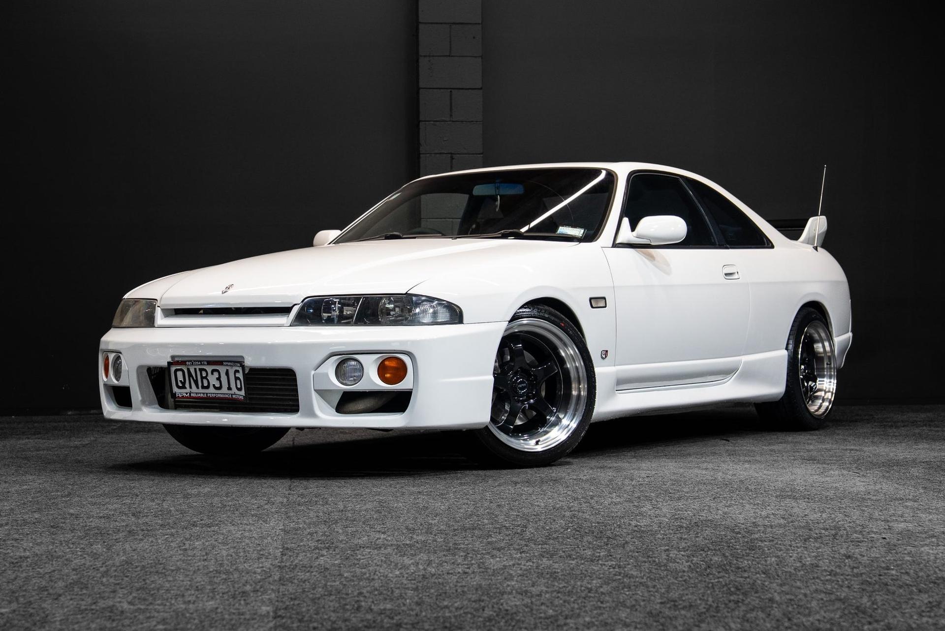 5sp Color 1997 Nissan Skyline R33 | GTS25T 5SP Manual! - N/A – CustomCars
